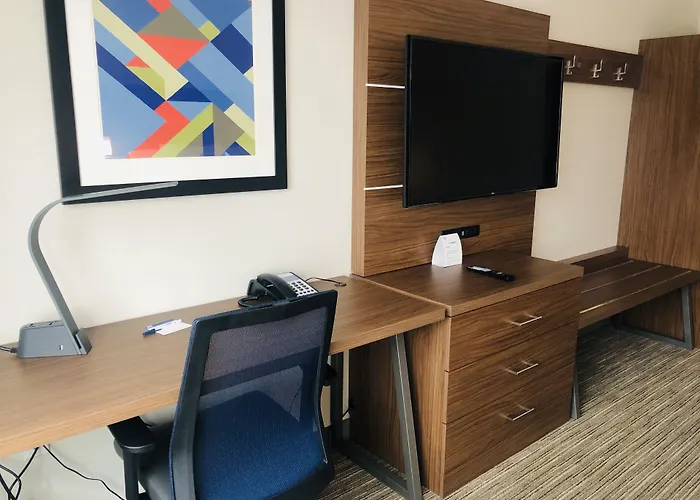 Holiday Inn Express & Suites - Elko By Ihg